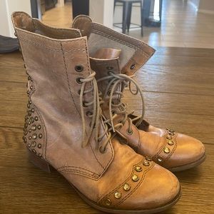 Gianni Bini leather combat style boots size 7.5M